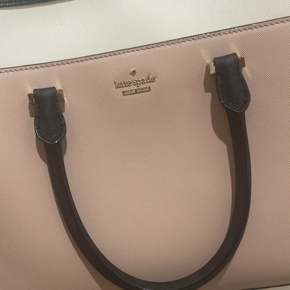 EUC Kate Spade briefcase bag. Absolutely perfect! Fits a laptop! - Picture 3 of 10